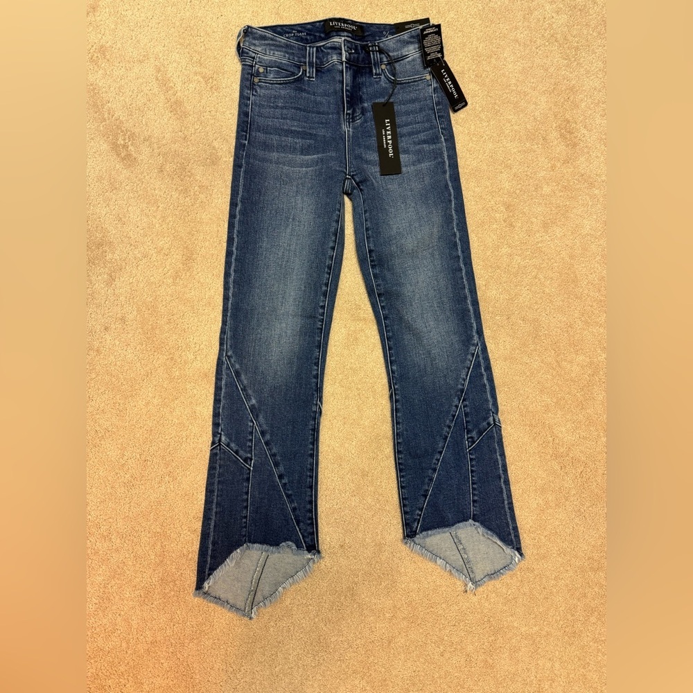 NWT Liverpool Los Angeles the crop‎ flare MSRP 109.00